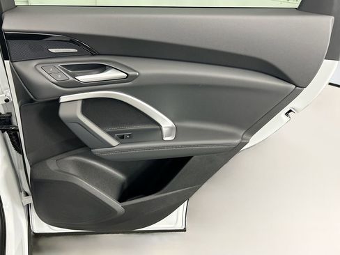 Used 2025 Audi Q5 Premium Plus image 26