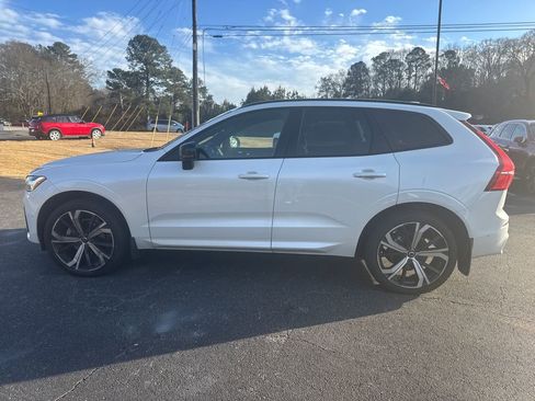 Certified 2023 Volvo XC60 B5 Ultimate w/ Protection Package Premier image 2