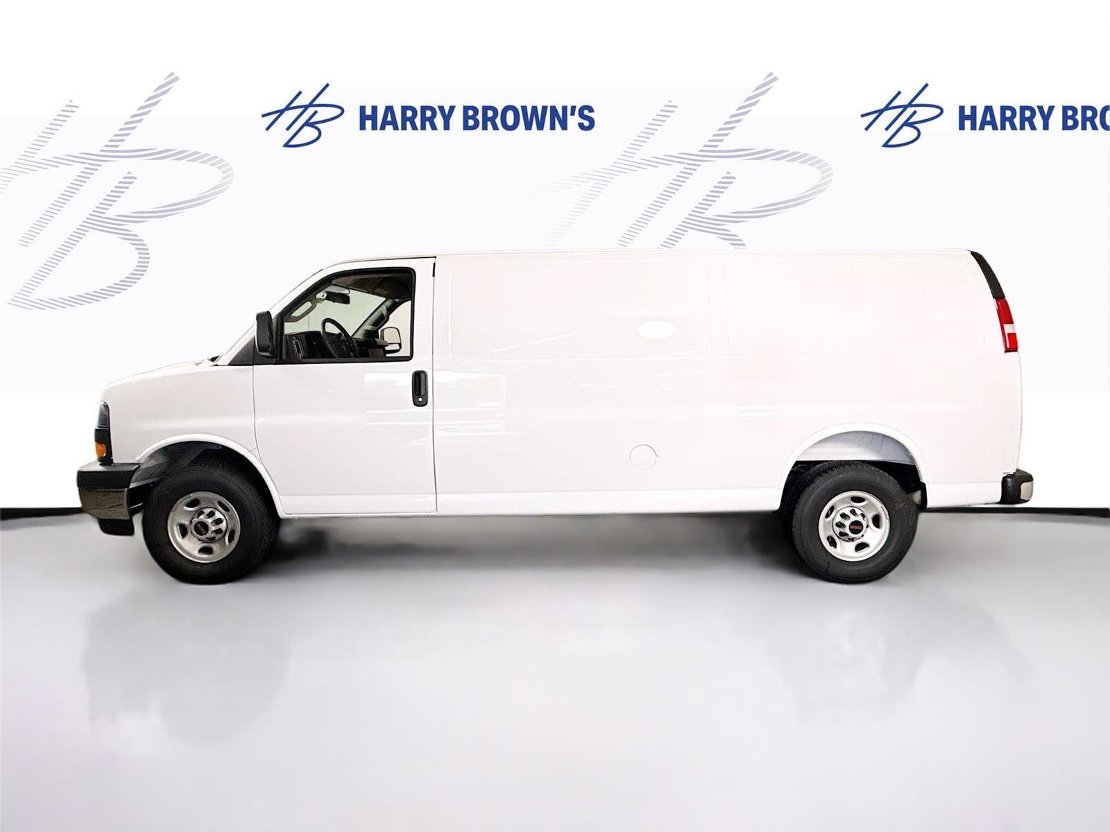 New 2026 GMC Savana 3500 Extended w/ Driver Convenience Package RWD image 23