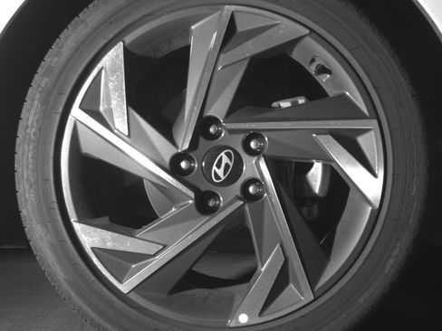 Used 2025 Hyundai Elantra SEL FWD image 13