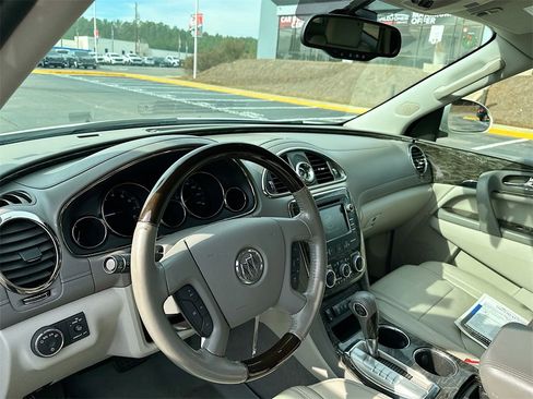 Used 2014 Buick Enclave Leather image 10