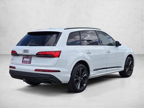 Used 2025 Audi Q7 3.0T Premium Plus w/ Premium Plus Package AWD/4WD image 5