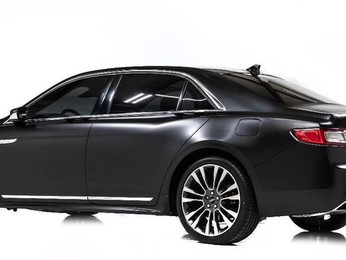 Used 2019 Lincoln Continental Reserve image 4