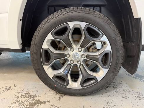 Used 2023 RAM 1500 Limited image 13