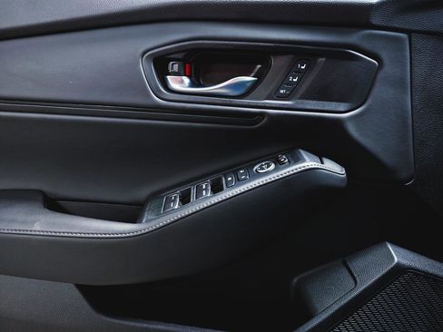 Used 2025 Honda Accord Sport image 16