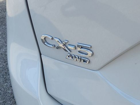 Used 2025 MAZDA CX-5 AWD 2.5 S w/ Preferred Package image 18