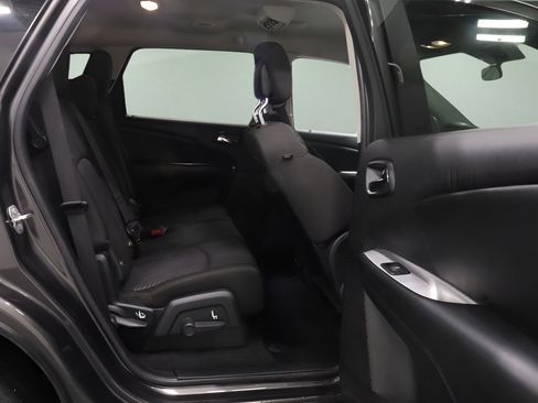 Used 2016 Dodge Journey SXT w/ Comfort/Convenience Group AWD/4WD image 17
