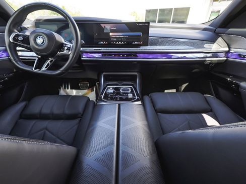 Used 2024 BMW 750e xDrive w/ Premium Package AWD/4WD image 36