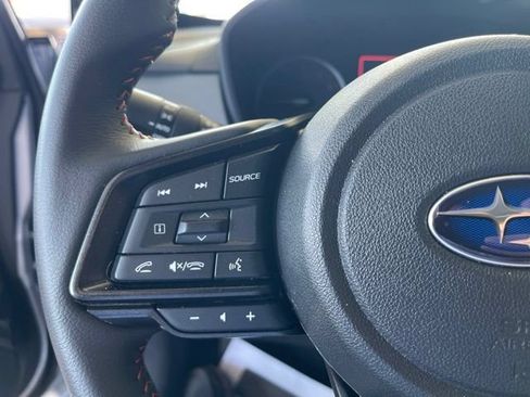 Used 2025 Subaru Crosstrek 2.5i Limited AWD/4WD image 22