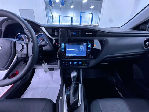 Used 2019 Toyota Corolla LE w/ LE Premium Package w/Moonroof FWD image 23