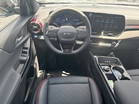 New 2026 Chevrolet Equinox RS w/ Safety and Technology Package FWD image 7