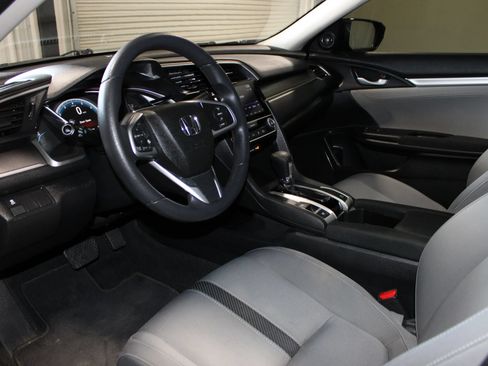 Used 2018 Honda Civic EX image 24