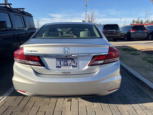 Used 2014 Honda Civic EX image 5