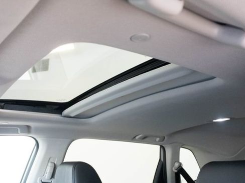 Certified 2025 Honda CR-V EX-L image 4