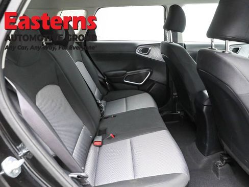 Used 2025 Kia Soul LX w/ LX Technology Package image 23