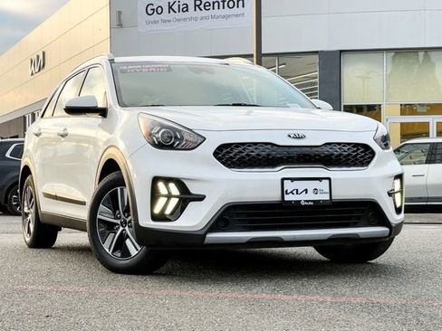 Used 2020 Kia Niro LXS image 24