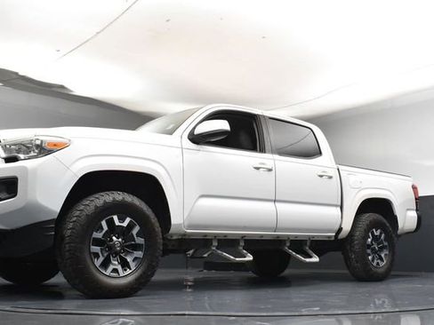 Used 2020 Toyota Tacoma SR w/ SR Convenience Package image 31