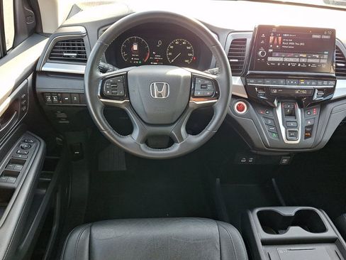 Certified 2025 Honda Odyssey EX-L image 14
