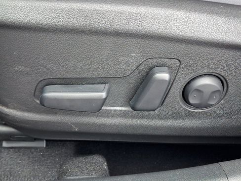 Used 2023 Hyundai Kona SEL AWD/4WD image 26