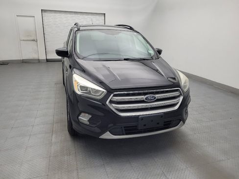 Used 2017 Ford Escape SE w/ Equipment Group 201A FWD image 14