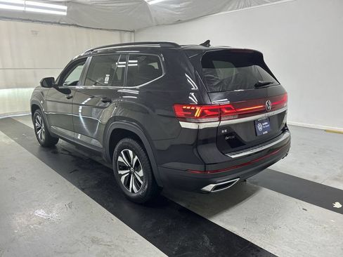 Certified 2024 Volkswagen Atlas SE AWD/4WD image 7
