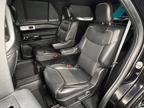 Used 2021 Ford Explorer ST image 21