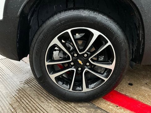 Used 2025 Chevrolet TrailBlazer LT image 9