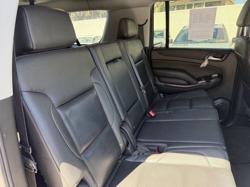 Used 2019 GMC Yukon XL SLT image 9