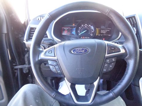 Used 2015 Ford Edge Titanium AWD/4WD image 13