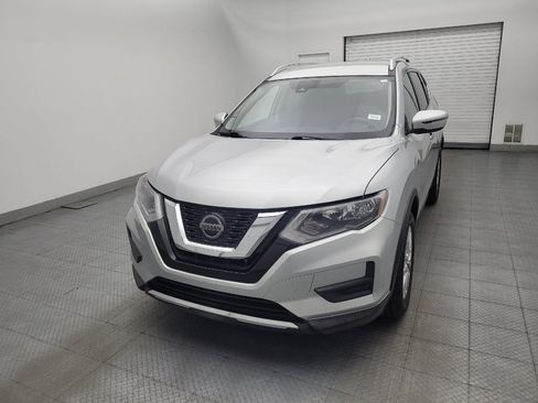 Used 2019 Nissan Rogue SV FWD image 15