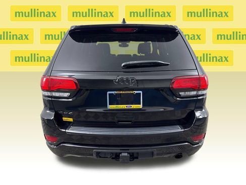 Used 2020 Jeep Grand Cherokee Altitude AWD/4WD image 8