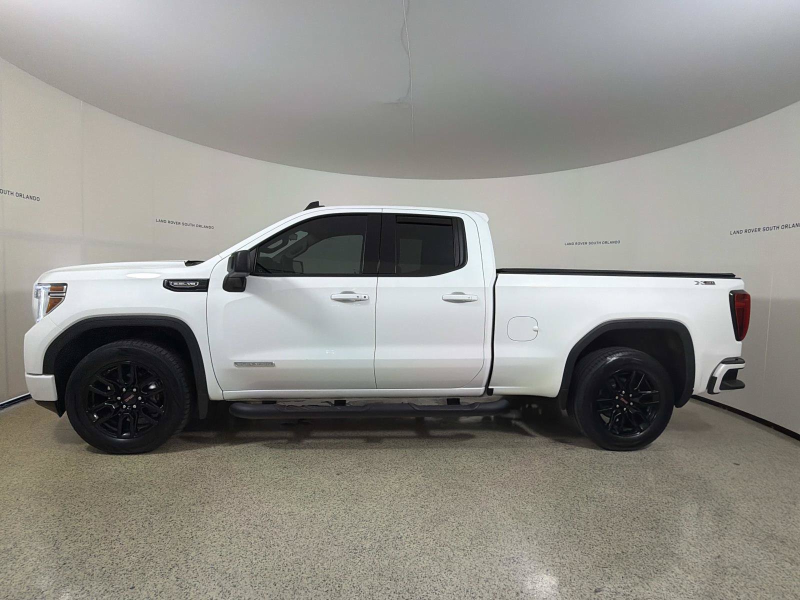 Used 2021 GMC Sierra 1500 Elevation w/ X31 Off-Road Package AWD/4WD image 2