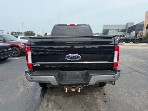 Used 2018 Ford F250 Lariat w/ Lariat Ultimate Package AWD/4WD image 4