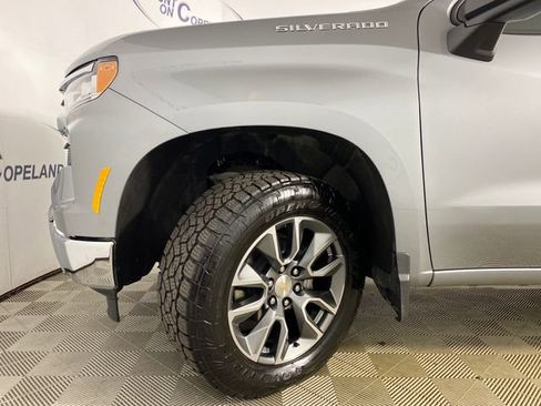 Certified 2024 Chevrolet Silverado 1500 LT AWD/4WD image 30