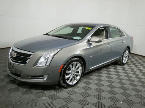 Used 2017 Cadillac XTS Luxury w/ Driver Awareness Package image 8