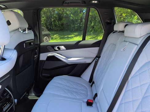 New 2026 BMW X5 sDrive40i image 14