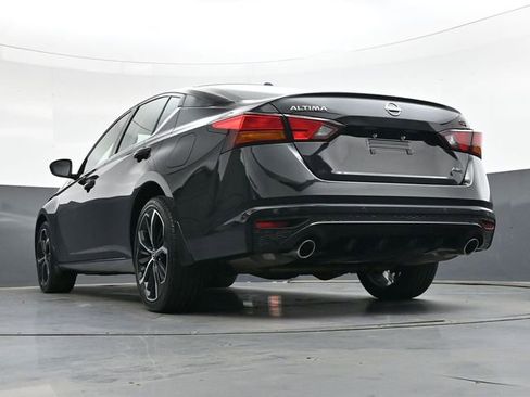 Used 2024 Nissan Altima 2.5 SR w/ SR Premium Package image 35