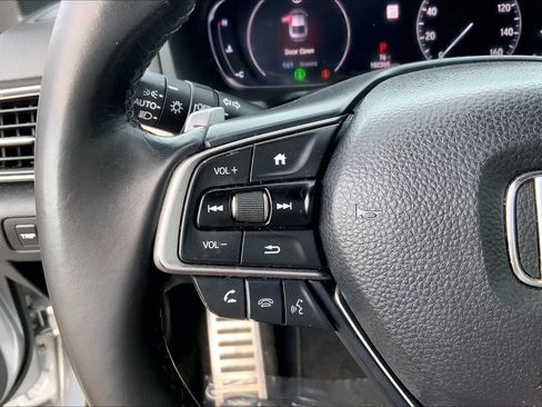 Used 2018 Honda Accord Sport image 23