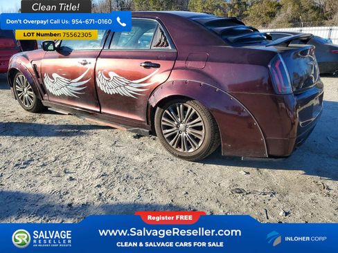 Used 2014 Chrysler 300 C image 3