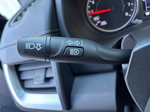 Used 2022 GMC Terrain SLE w/ Driver Convenience Package image 20