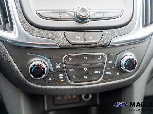 Used 2024 Chevrolet Equinox LT image 26