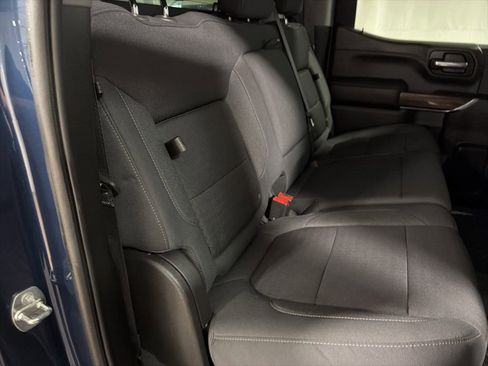 Certified 2022 Chevrolet Silverado 1500 RST w/ LPO, Blackout Package AWD/4WD image 19