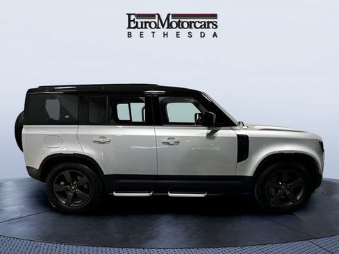 Used 2023 Land Rover Defender 110 SE AWD/4WD image 6