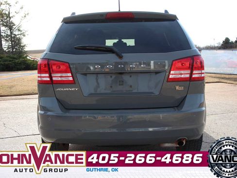 Used 2020 Dodge Journey SE w/ Blacktop Package image 7