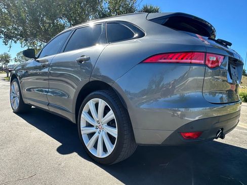 Used 2018 Jaguar F-PACE R-Sport image 8