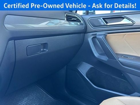 Certified 2024 Volkswagen Tiguan SE AWD/4WD image 16