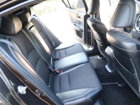 Used 2016 Honda Accord Sport image 16