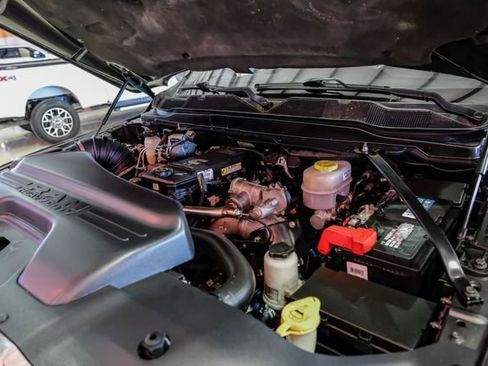 Used 2019 RAM 3500 Laramie image 47