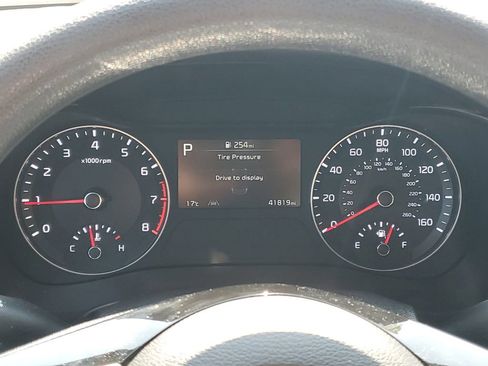 Certified 2023 Kia Forte LXS w/ LXS Technology Package image 16