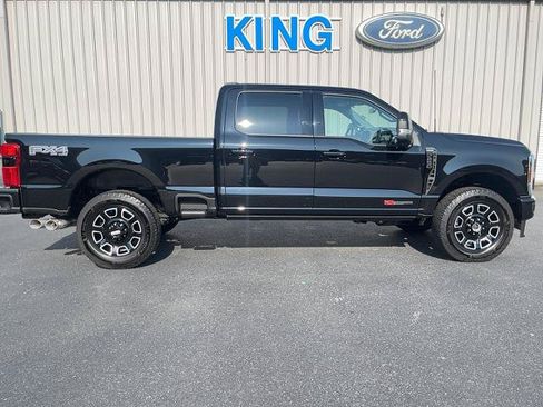 Certified 2024 Ford F250 Lariat w/ Lariat Ultimate Package AWD/4WD image 5